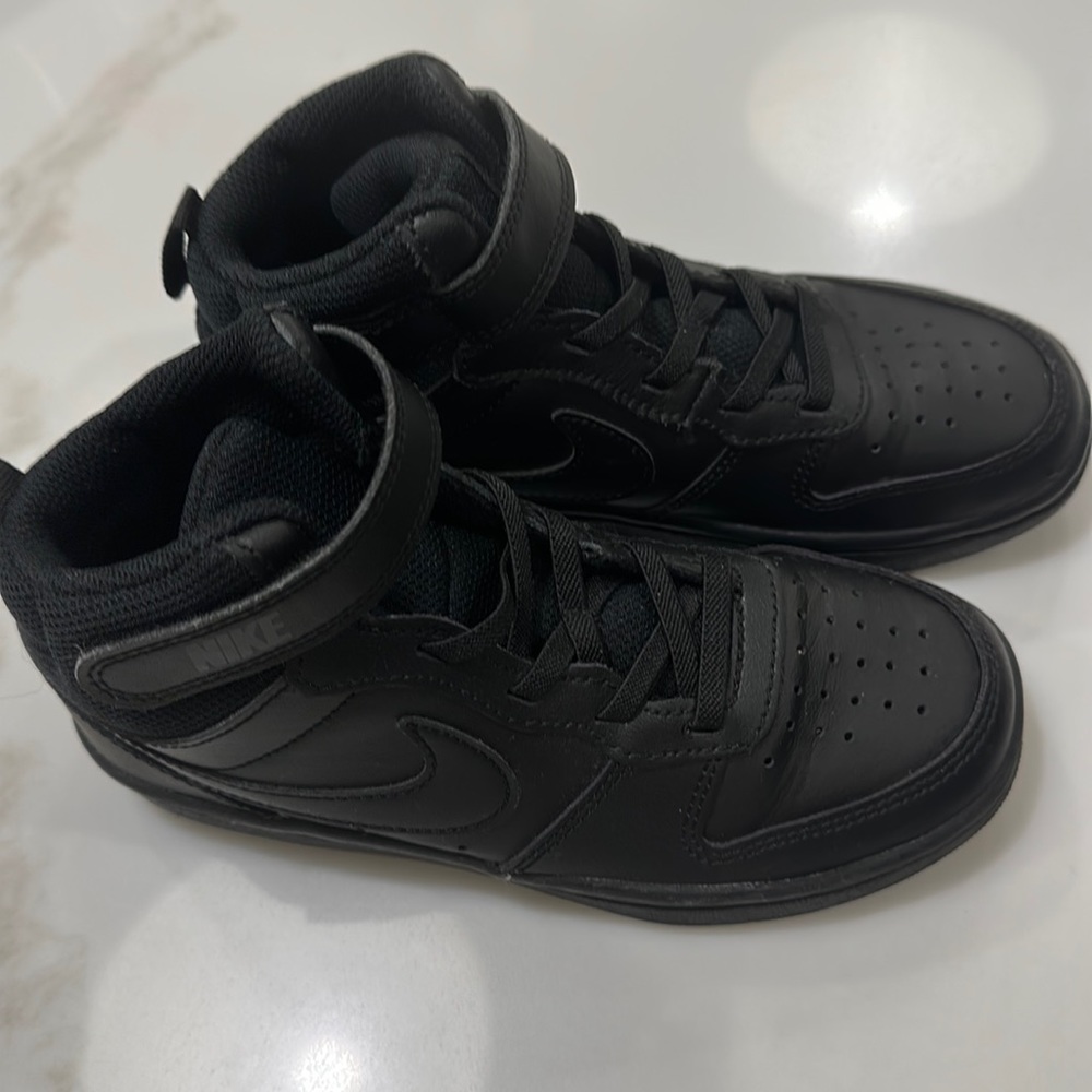 Like new! Nike high top